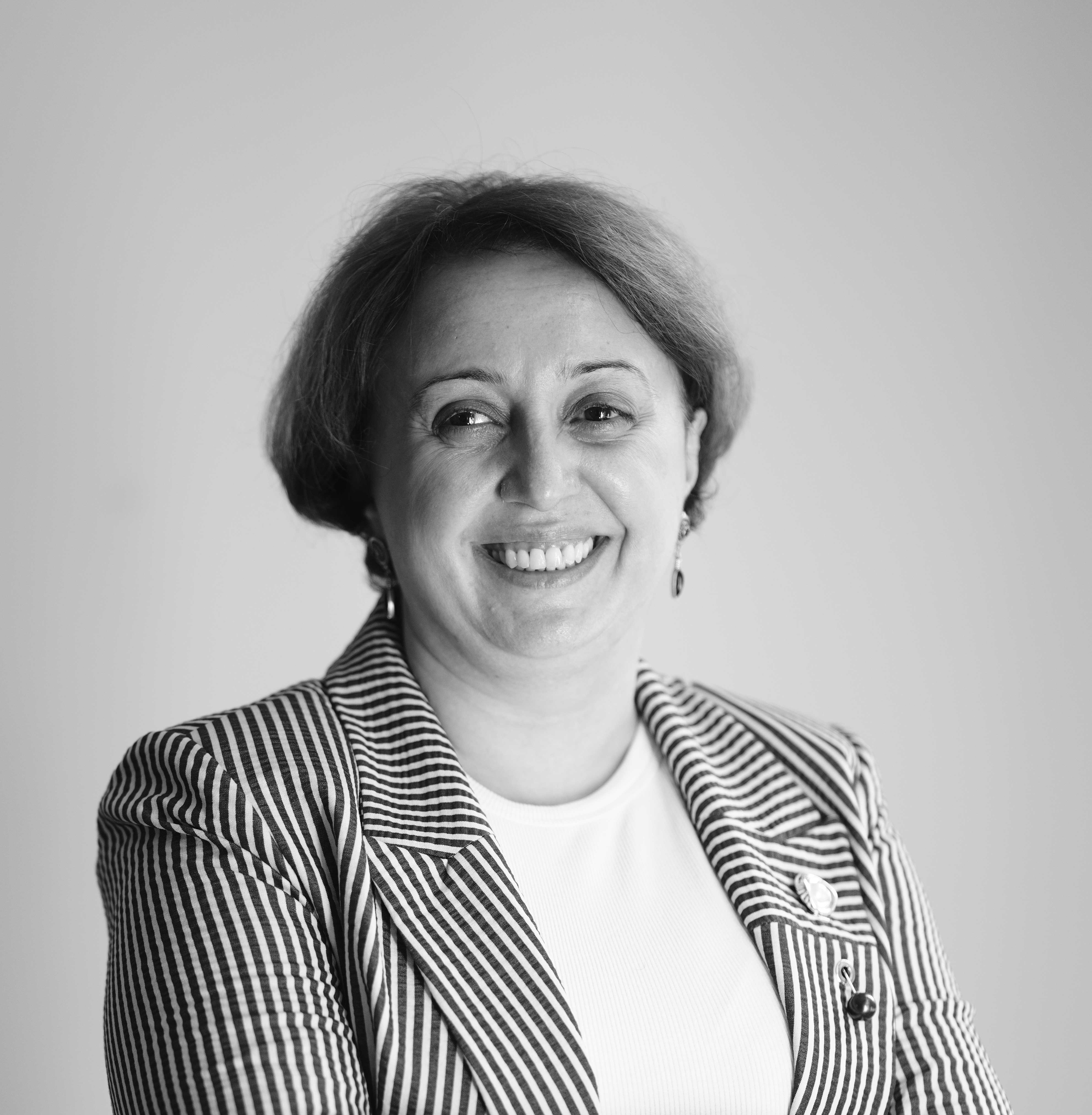 Varsenik Mnatsakanyan