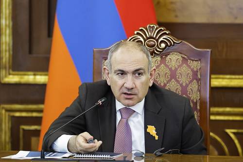 Ֆիսկալ ապակենտրոնացման քննարկում՝ վարչապետ Նիկոլ Փաշինյանի հետ